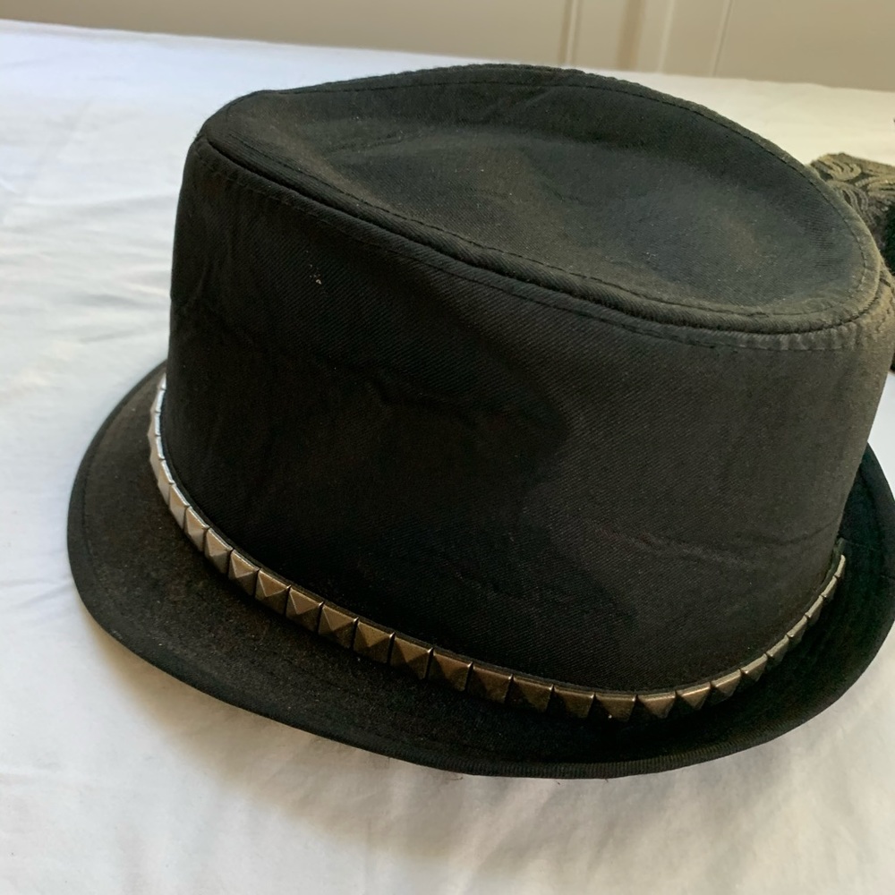 Black hat